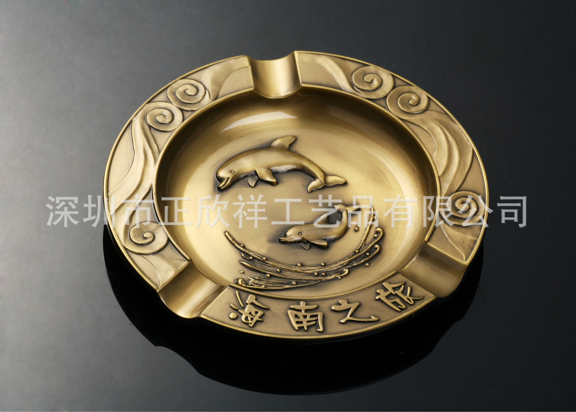 定制各种金属烟灰缸摆件 半立体图案高档仿古烟灰缸摆件镇纸