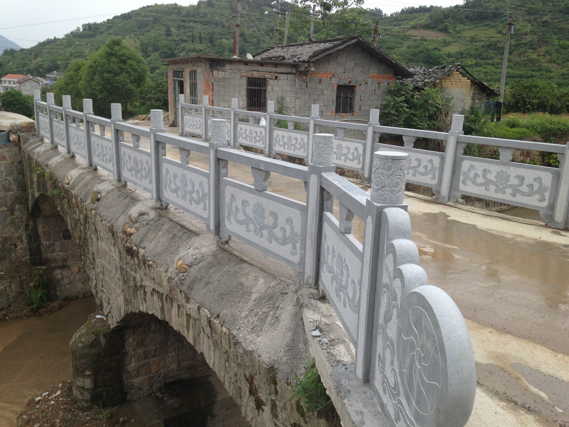 桥梁花岗岩石栏杆芝麻白花岗岩栏杆柱子石栏杆福建花岗岩栏杆石