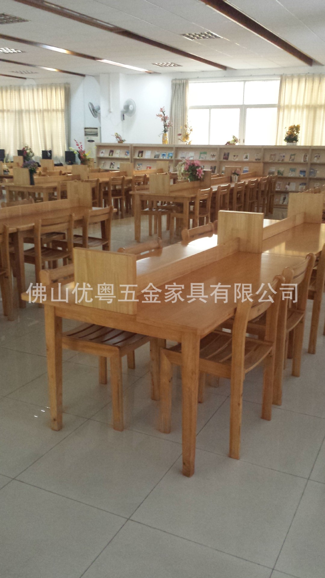 阅读书桌六人阅览桌白色可拆装图书室阅览桌批发现货供应厂家