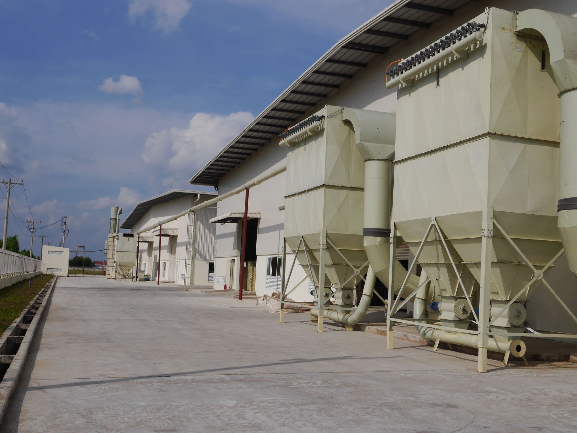 脉冲除尘器_厂家环保脉冲除尘器 烟台环保袋式