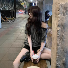 韓版新款寬松慵懶條紋斜肩短袖t恤女夏季遮肉顯瘦露肩松弛感上衣