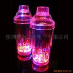 ��Ӧ����ҡ��������β��ҡ����