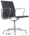 ��Ӧ���Ͻ�칫�� ������ EAMES CHAIR