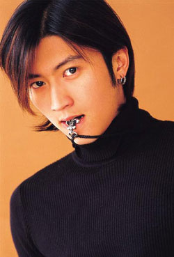 秋冬<em>男星</em>时尚<em>高领毛衣</em> - 阿里巴巴服装资讯