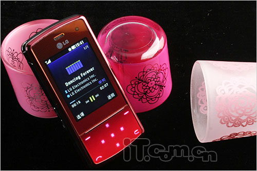 ���ǡ��������μ��� LG KF510��Ʒͼ�� �ֻ�ͼ�� ͼ�� �ֻ�Ʒ�� �պ��ֻ� 