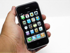 ������ɶ��ͬ!?ƻ��iPhone�¾��������ƴ