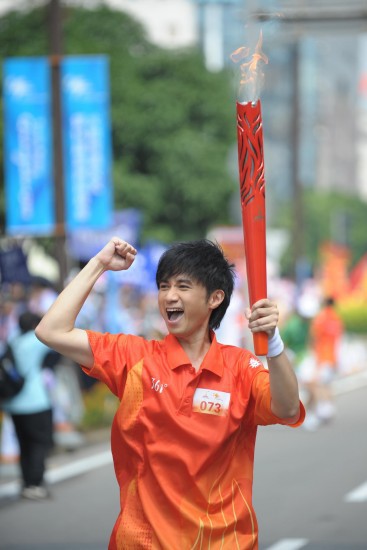 何旭明职&nbsp;&nbsp;&nbsp;&nbsp;务: 所&nbsp;在&nbsp;地: 跟我洽谈