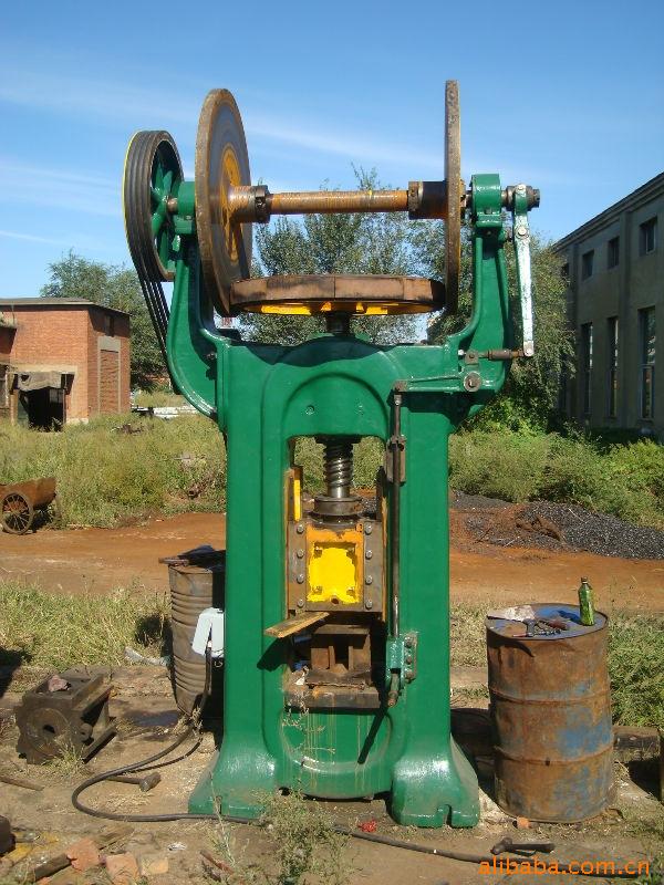 供应:二手辽锻j53-100t摩擦压力机