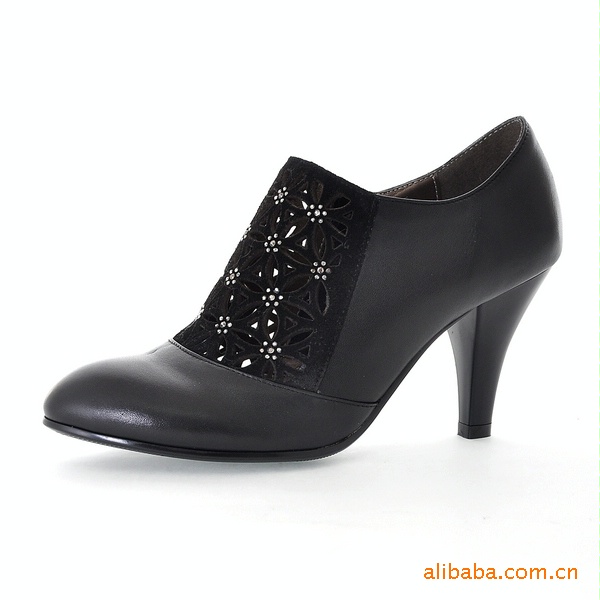 团购批发供应时尚软皮面尖头高跟深口女裸鞋hk90-6 172.00元/双