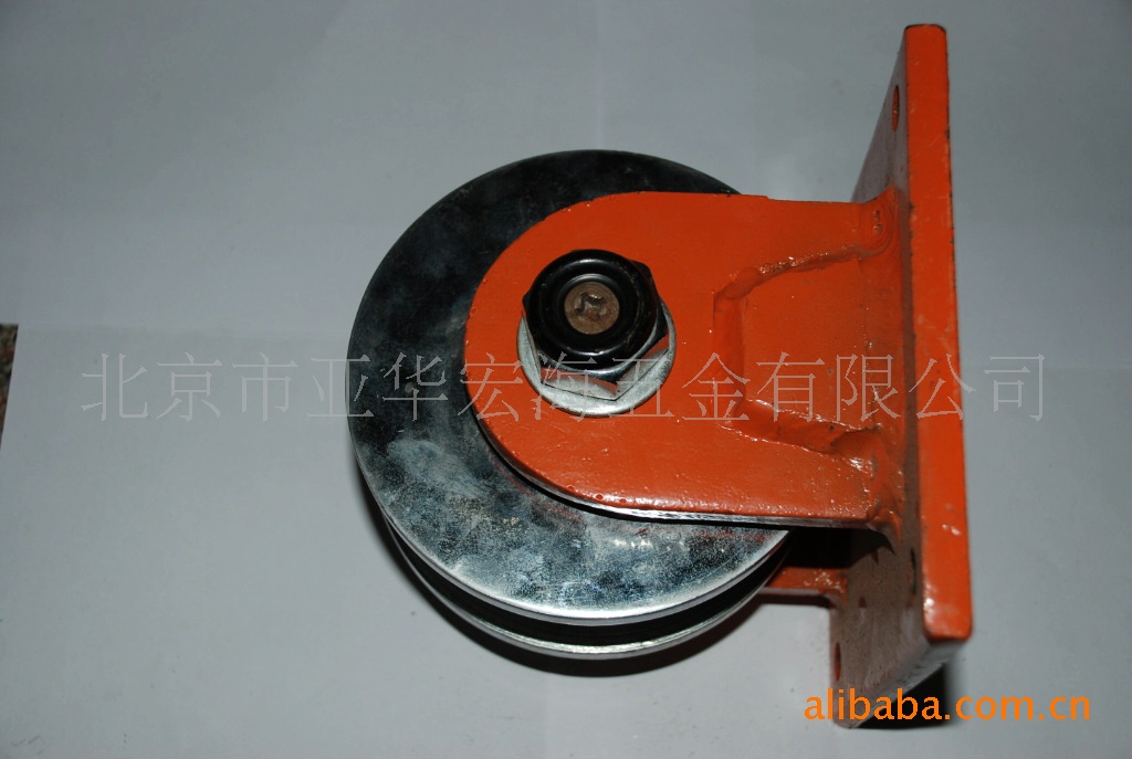 出售40mm-200mm钢滑轮