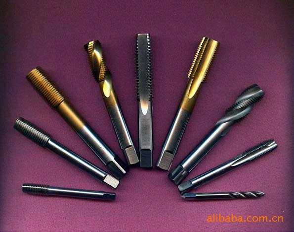 刀具行业的发展与挑战：常州刀具厂的角色