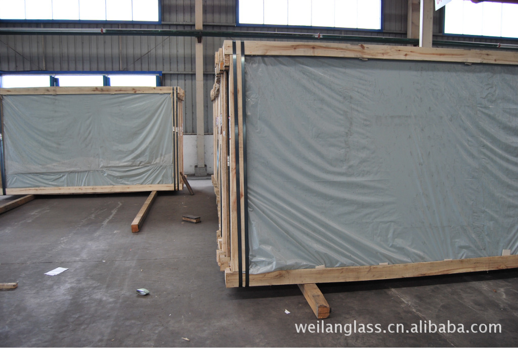 各种规格,各种厚度 白色玻璃 以及各种彩色 浮法玻璃,镀膜玻璃,欢迎来