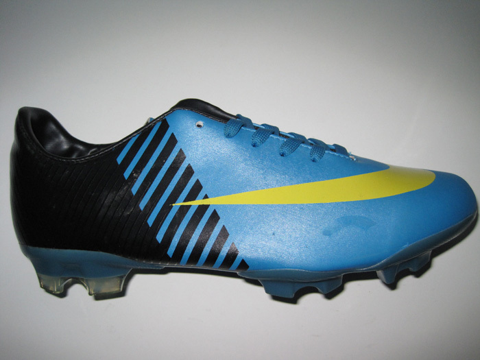 刺客6代 专业足球鞋 训练鞋 根据样式提供oem加工定做 54.00元/双