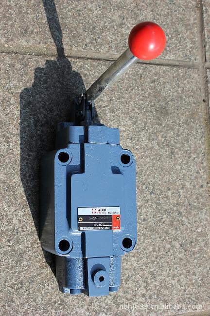 特价供应上海华岛液压手动换向阀34sm-b10h-t