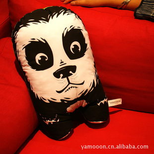 yamooon系列插画风格抱枕 熊猫男 靠垫 批发 定做生产