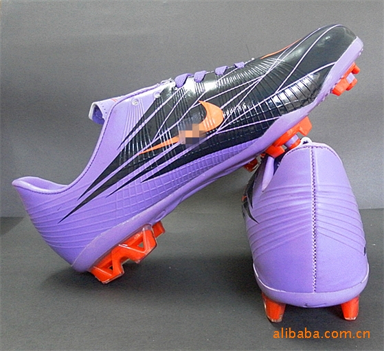 厂家批发刺客6代足球鞋 经典系列飞线版本