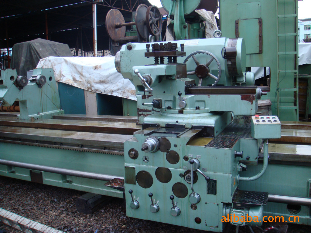 重型卧车c61160 8成新/还有8米波兰卧车/八成新.提供供询