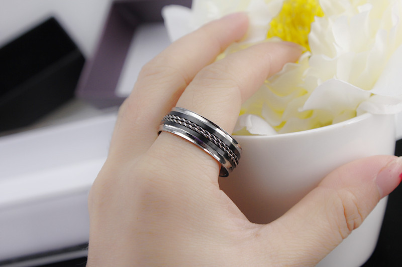 欧美风中间两钢丝条戒指指环男女通用钛钢饰品批发
