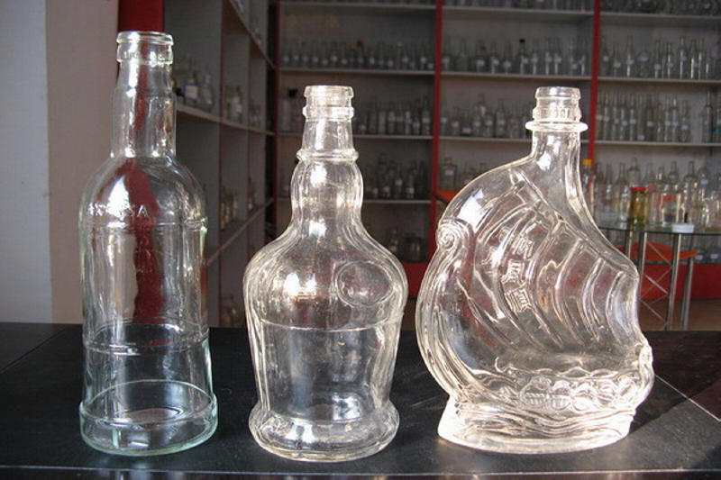 供应 玻璃酒坛 玻璃酒瓶 玻璃蜂蜜瓶 玻璃罐头瓶