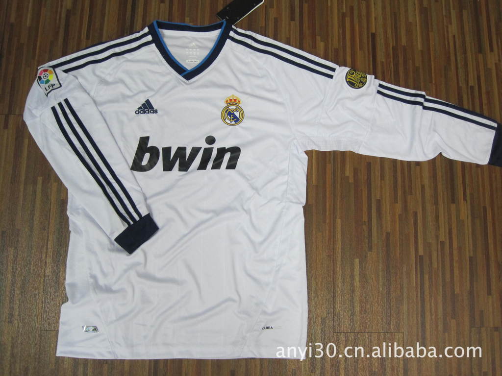 2012-2013赛季皇马主场球衣 长袖套装