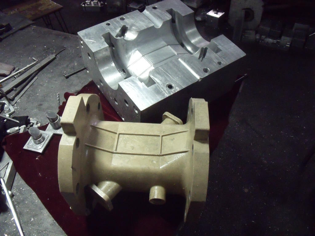 阀体模具 潍坊高密明正模具厂