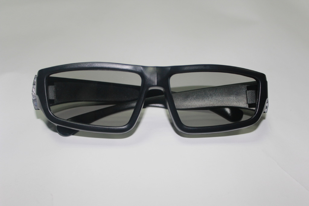 不闪式3d电视眼镜/偏光3d电视眼镜/影院3d眼镜/偏光3d眼镜/圆偏光