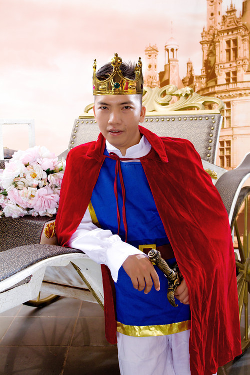 万圣节狂欢节化妆舞会儿童白马王子 儿童 大人演出服表演服装