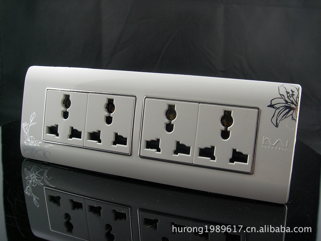 西门子开关 118型 易居·晶银边印花 十二孔插座