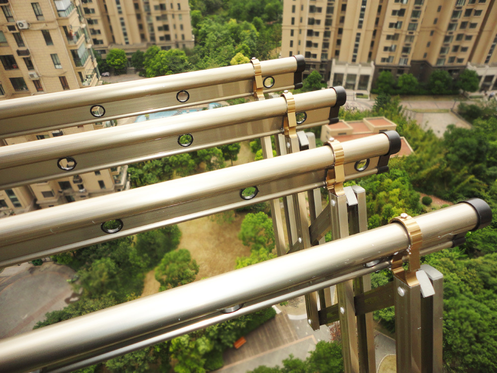 上海 泓鑫 铝合金外阳台推拉伸缩晾衣架