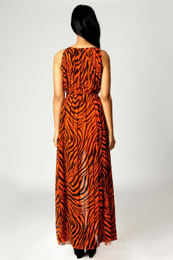 2012热销雪纺乔其纱时尚女装压折连衣裙春夏季服装加工/fob加工