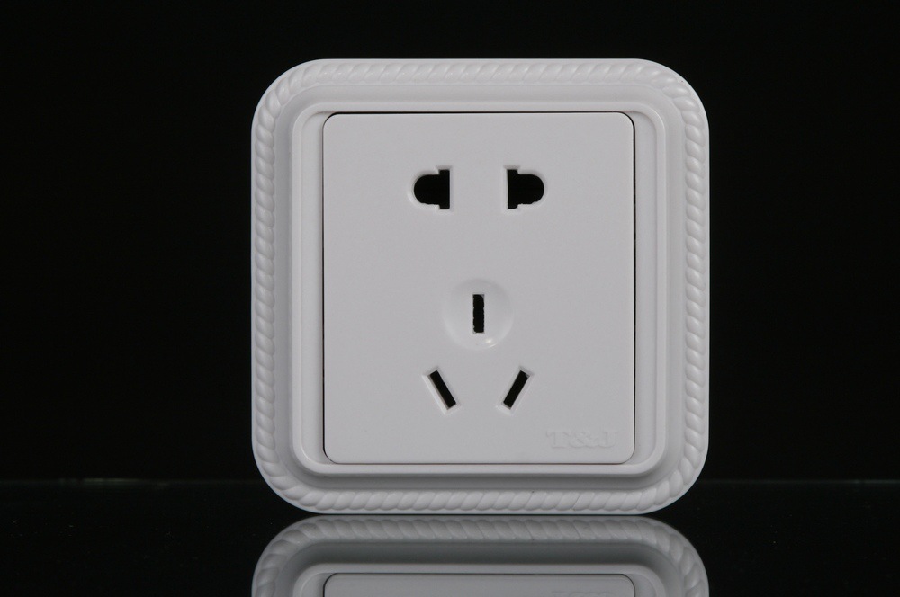 供应10a五孔电源插座 天基经典系列10a五孔墙壁插座 r810uv