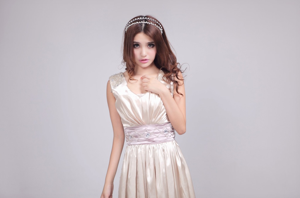 8210#明星同款 性感深v韩版新娘结婚敬酒婚纱晚礼服长款演出服图片_12