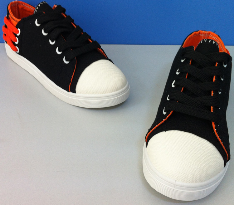 批发供应2012新款优质女式低帮帆布温州鞋 爆款帆布鞋