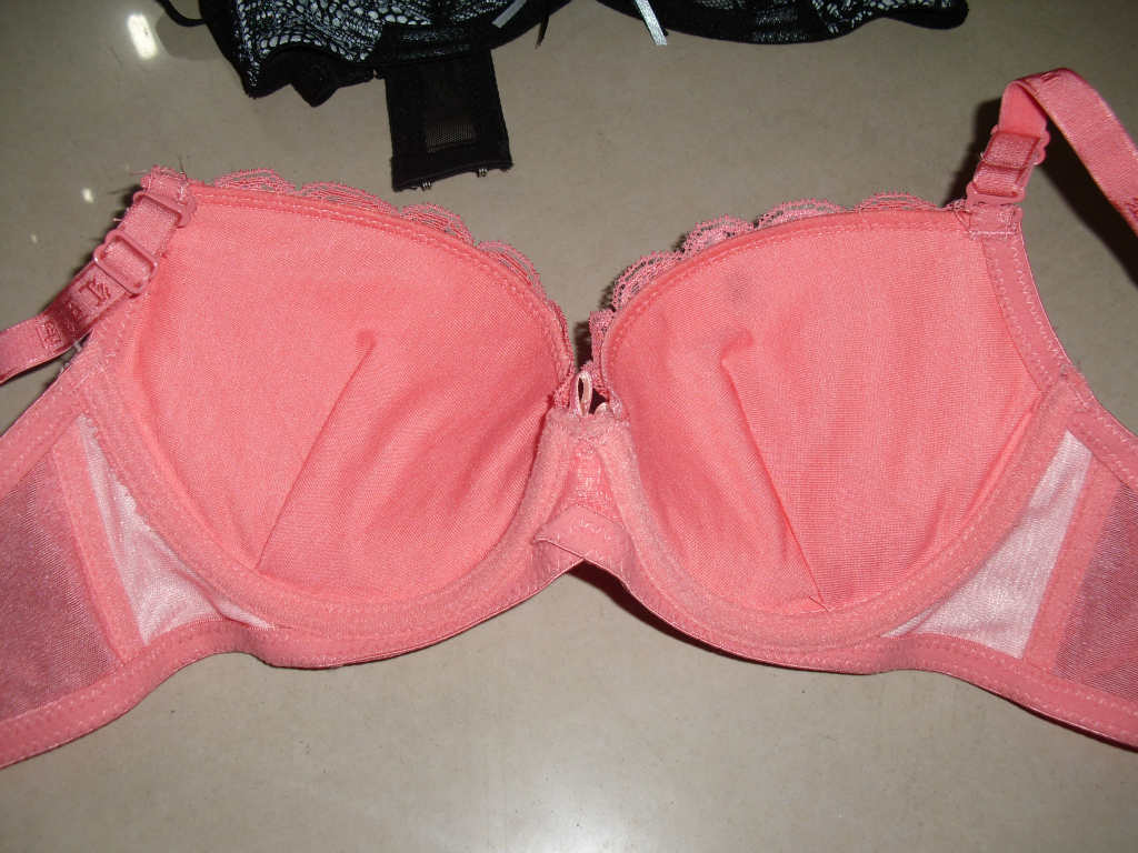 库存与二手 库存产品 库存家居用品 经典红豆文胸女式内衣钢圈聚胸