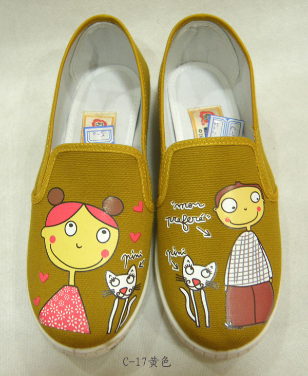 老北京布鞋 女鞋单款 学生鞋 流行低帮不对称花型卡通鞋 22.00,19.