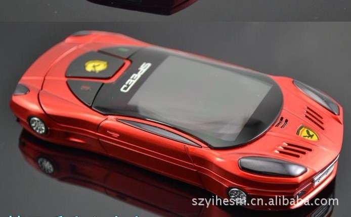 2012新款s818法拉利滑盖跑车手机 双卡双待f8金属外壳
