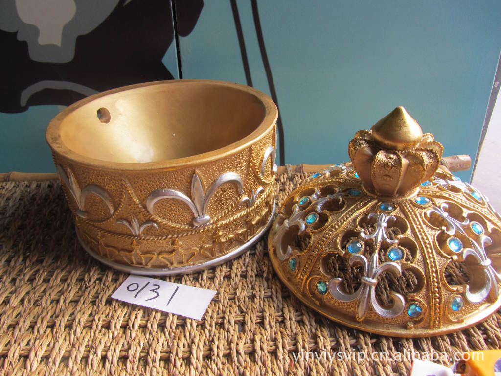 树脂库存批发工艺品(套二皇冠家居摆饰)az0131