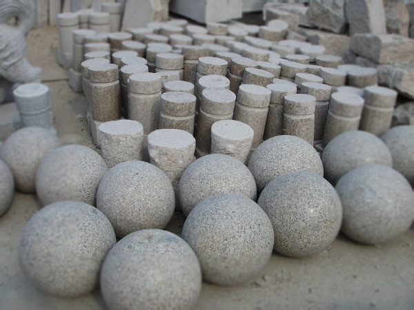 厂家直销带座圆球花岗岩圆球路边石大理石圆球五莲红圆球