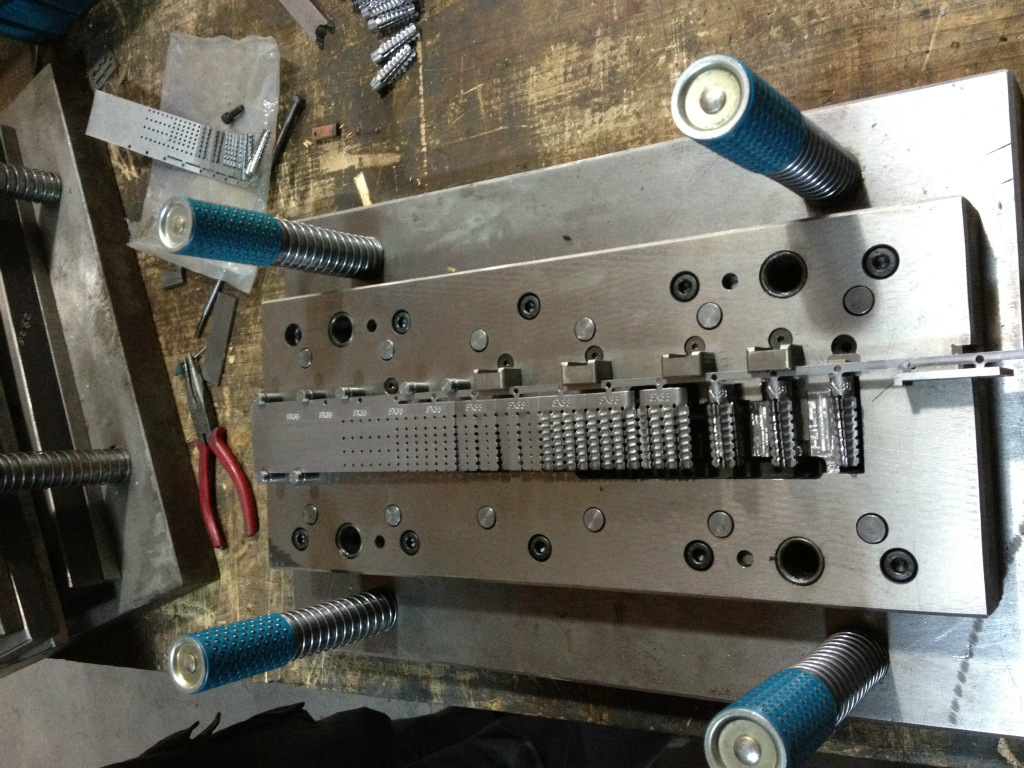 圣诞树模具,各类规格套管车修中空壁虎模具,产品,质量保证