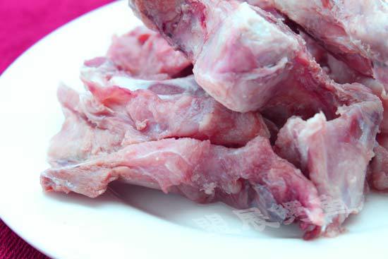 盟展鳄鱼 长期供应鳄鱼肉 鳄鱼骨 货源稳定可零售可批发图片_3