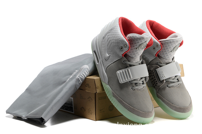2012新款篮球鞋韦斯特潮鞋 nike air yeezy 2代运动鞋男款