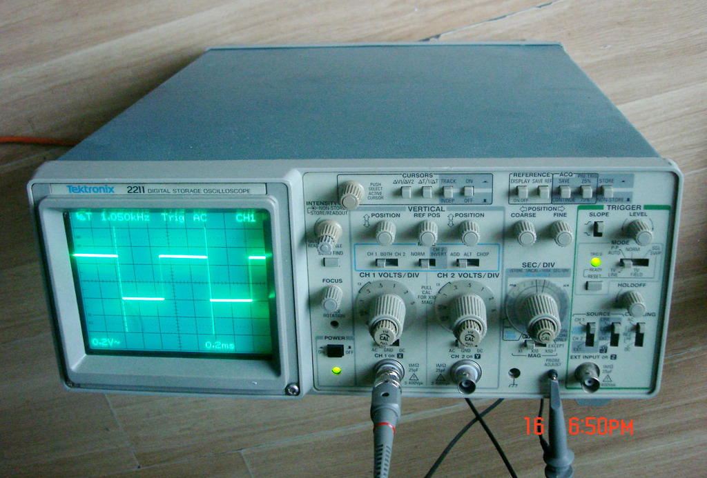 二手仪器50兆数模两用示波器tek2211成色好