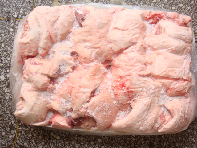 供应厂家直销冷冻肉类猪肉.冻猪去皮槽头肉
