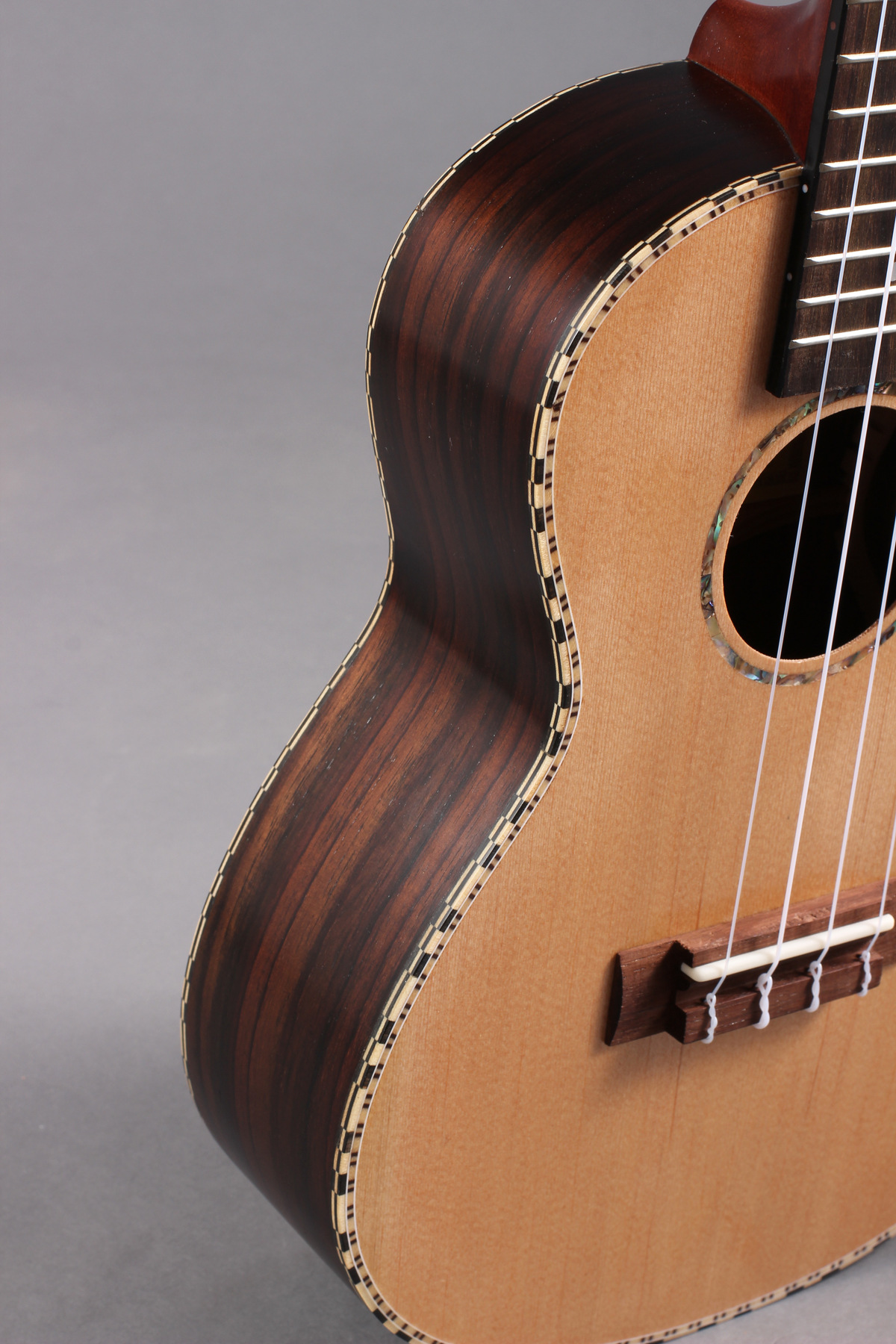 【蒙杰那正品】工厂直销ukulele四弦小吉他23寸云杉面单多款可选