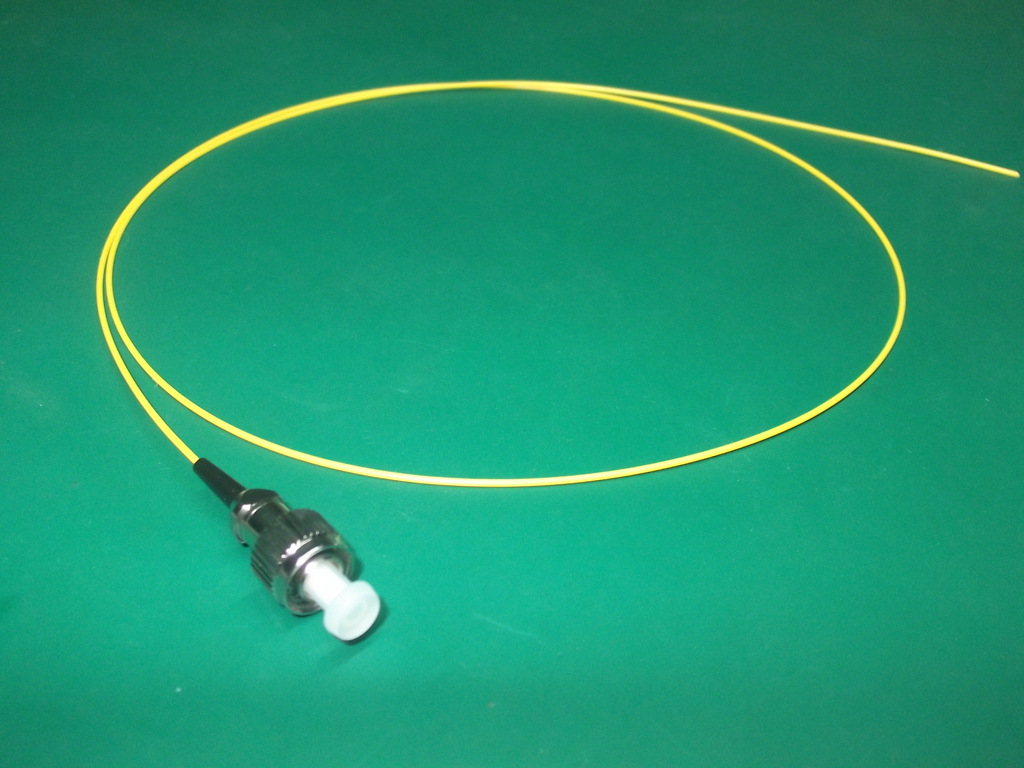 9尾纤 单模单芯 1.5米 0.9fc尾纤尾缆 电信级