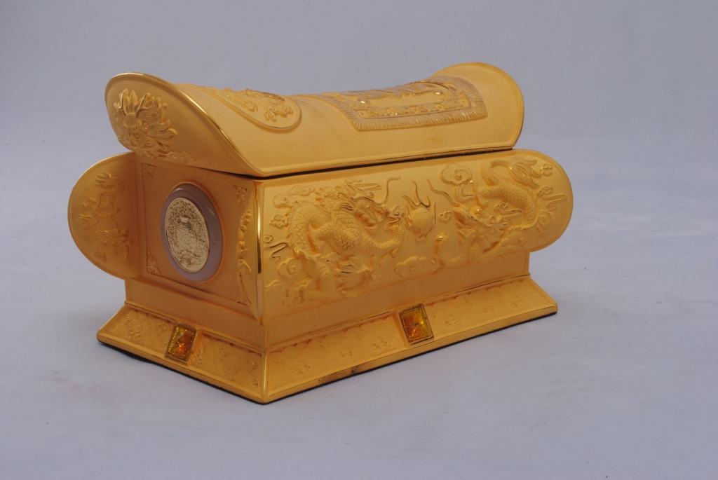 厂家批发高端奢华九龙金骨灰盒棺材厂家直销