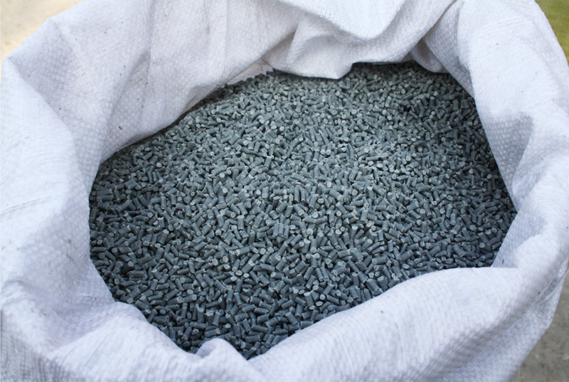 再生塑料 eva再生料 广陵区顾飞龙塑料制品经营部是eva拖鞋废料,塑料