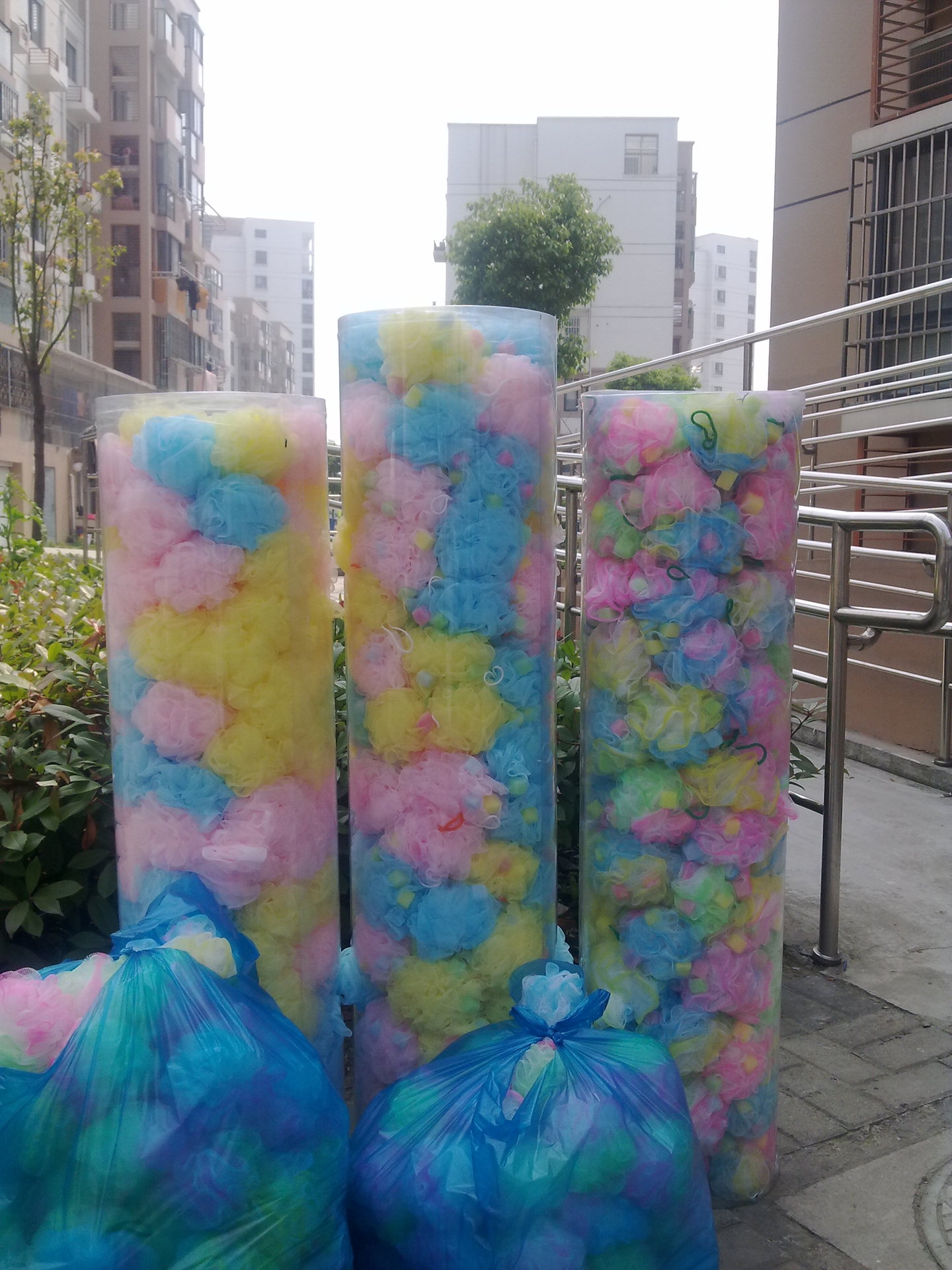 厂家直销30克超柔加标签浴花,赠送浴花筒