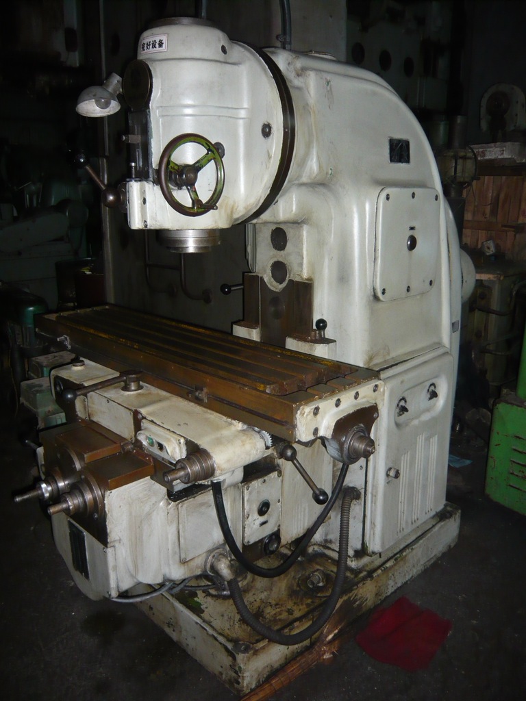 出售8成新5032立式铣床