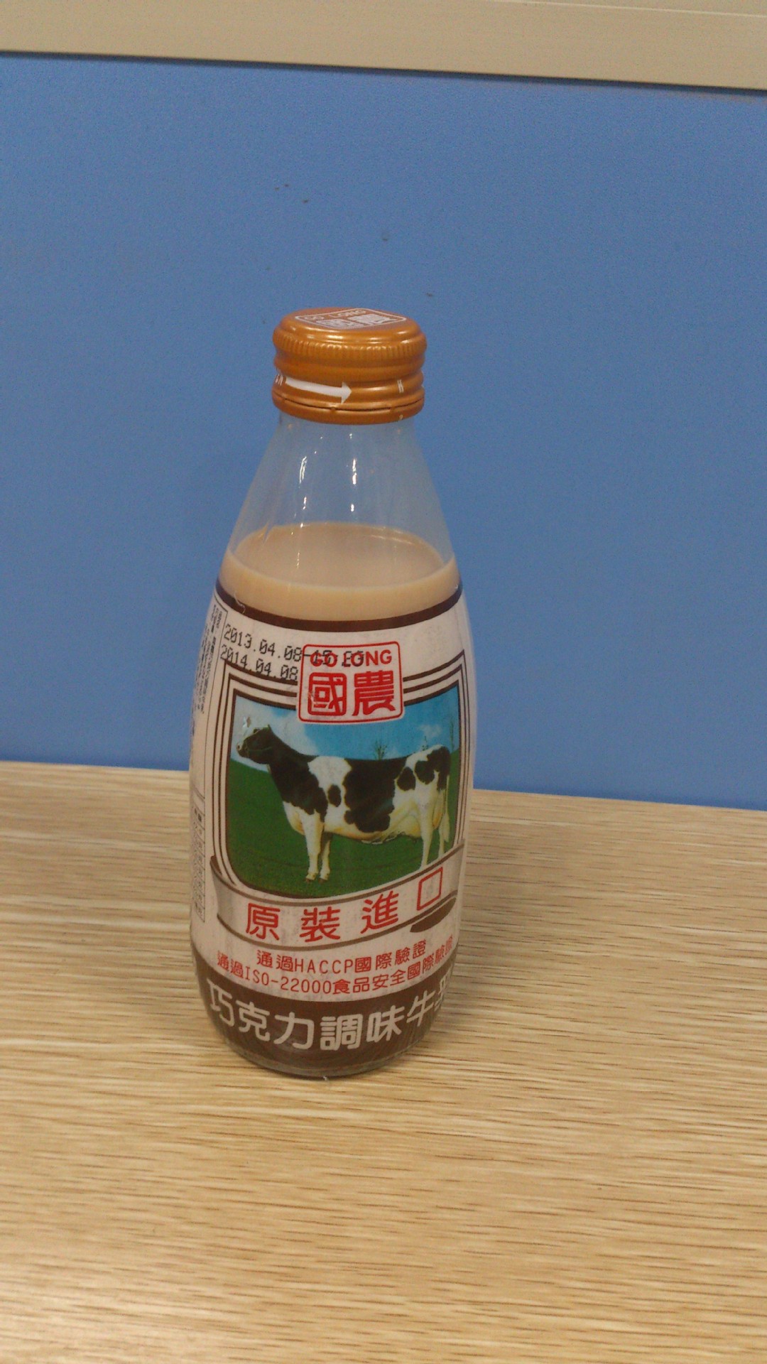 臺灣進口 國農 巧克力味調味牛乳 牛奶 250ml 玻璃瓶裝飲料